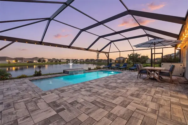17206 RESERVA DR, Bradenton, FL 34211