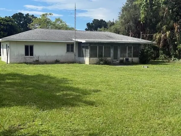 527 PARKVIEW DR, Sarasota, FL 34243