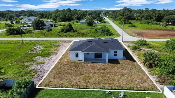 475 RAYMER ST, Lehigh Acres, FL 33974