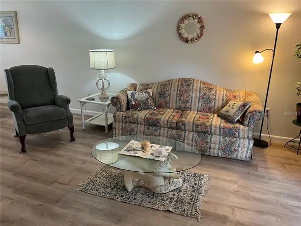 2505 FLAMINGO BLVD #L9, Bradenton, FL 34207