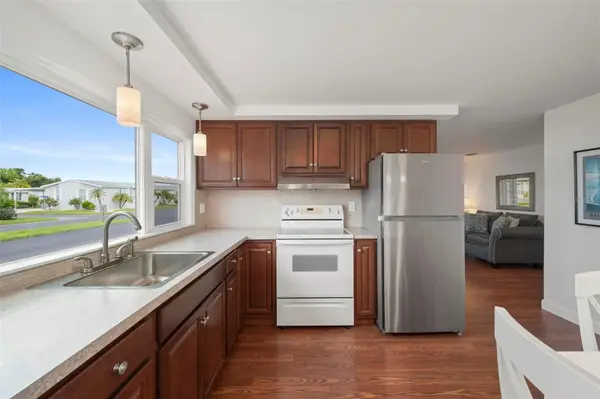 1000 KINGS HWY #355, Port Charlotte, FL 33980