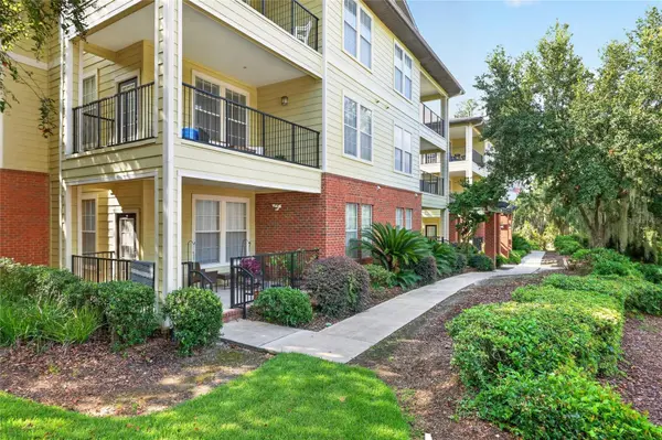1257 SW 9TH RD #206, Gainesville, FL 32601