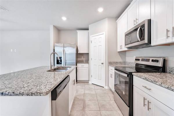 1562 GRAND RUE DR, Casselberry, FL 32707