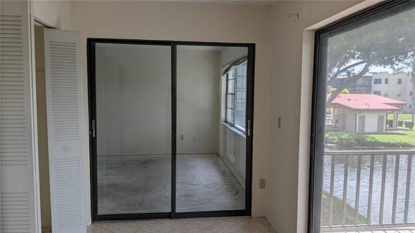 5980 TERRACE PARK DR N #206, St Petersburg, FL, 33709 photo 10
