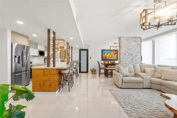 PR187 AVE. ISLA VERDE #602, Carolina, PR 00979