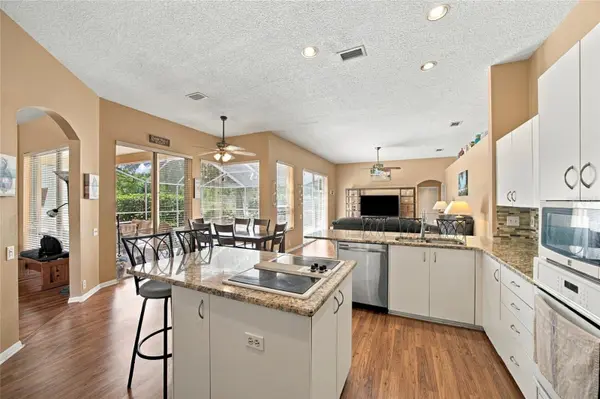 878 CENTERWOOD DR, Tarpon Springs, FL 34688