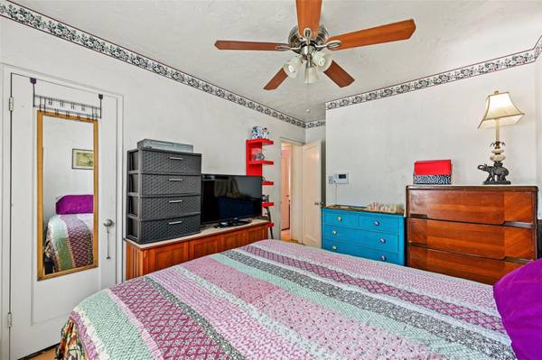 4139 1ST ST NE, St Petersburg, FL, 33703 photo 17