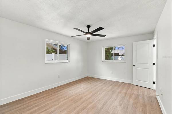 1630 DALE CIR N, Dunedin, FL, 34698 photo 21