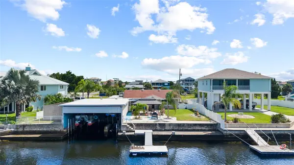 4317 BISCAYNE DR, Hernando Beach, FL 34607
