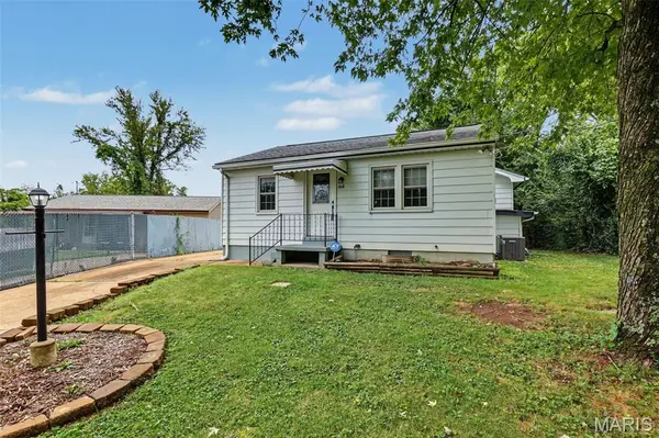 4641 Brennan RD, High Ridge, MO 63049