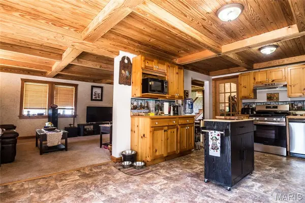 1305 CR 525, Wappapello, MO 63966