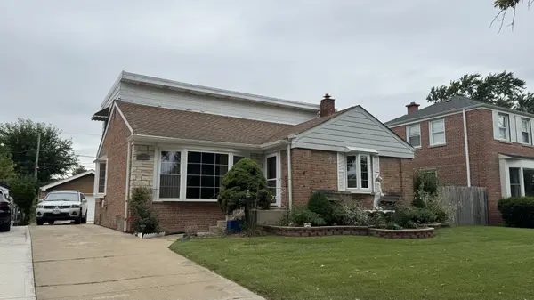 1934 Norfolk AVE, Westchester, IL 60154