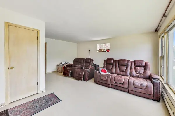 2631 N 74th AVE, Elmwood Park, IL 60707