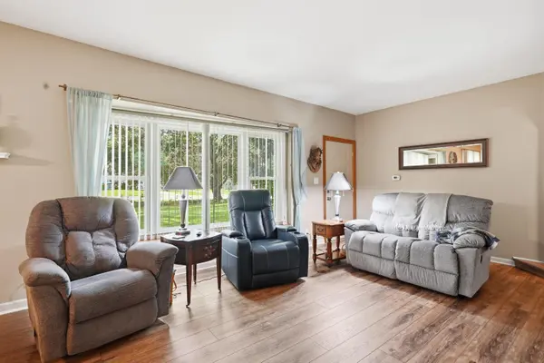3306 Midway DR, Waterloo, IA 50701