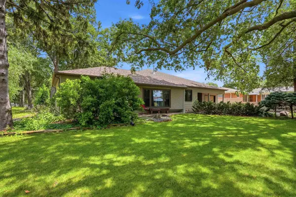 3306 Midway DR, Waterloo, IA 50701