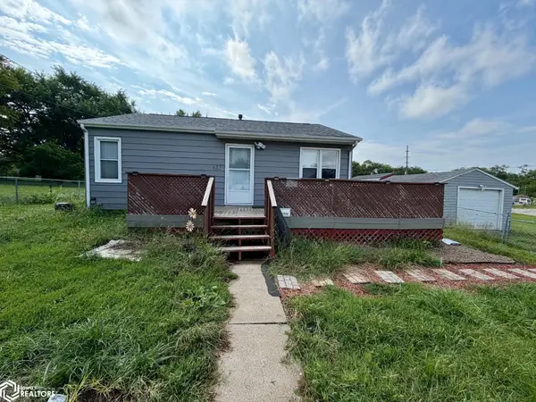612 W Jefferson AVE, Fairfield, IA 52556
