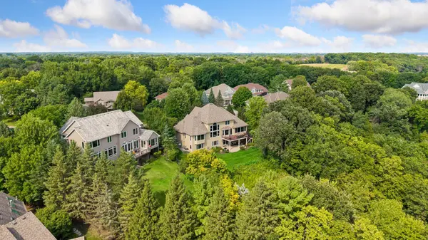 18221 Overland TRL, Eden Prairie, MN 55347