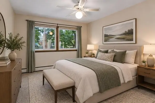 7414 W 22nd ST #302, Saint Louis Park, MN 55426