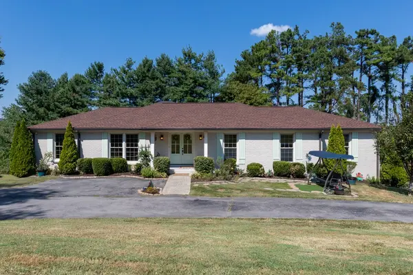 2221 Castlewood Dr, Franklin, TN 37064