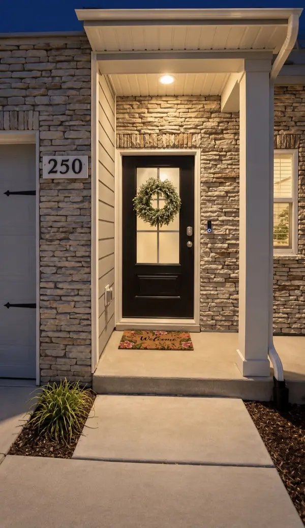 250 Redhead Ln, Lebanon, TN 37090