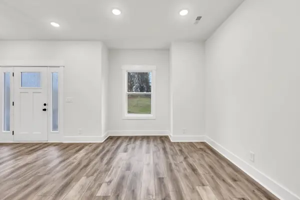 180 Clay Ridge Drive #B1, Clarksville, TN 37040