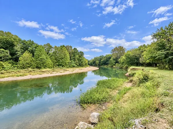 0 Spruce Dr, Linden, TN 37096