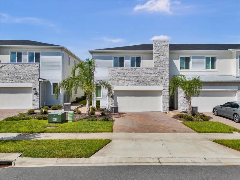 204 BOGEY DR, Davenport, FL 33896