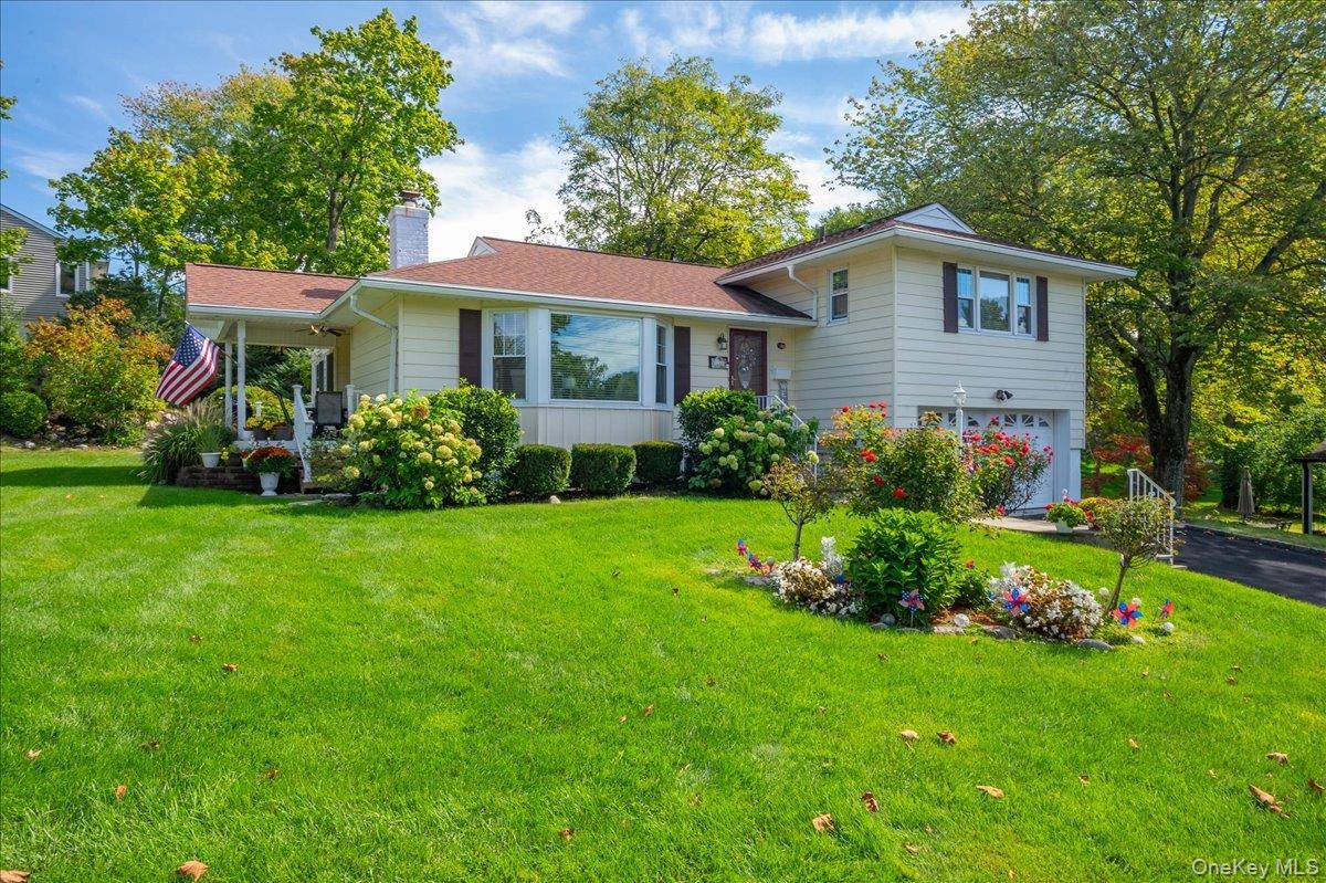 26 Rose ST, White Plains, NY 10605