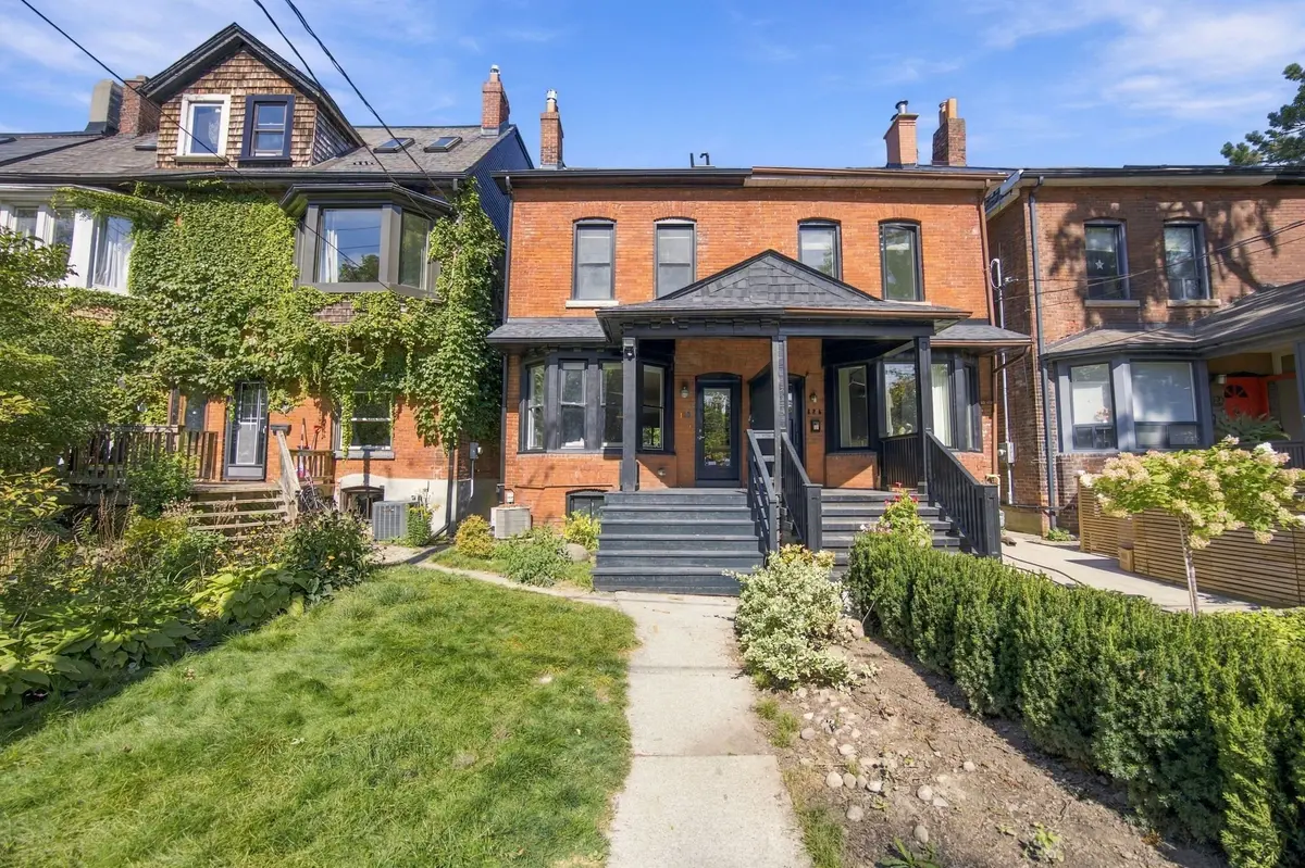 128 Wells ST, Toronto C02, ON M5R 1P4