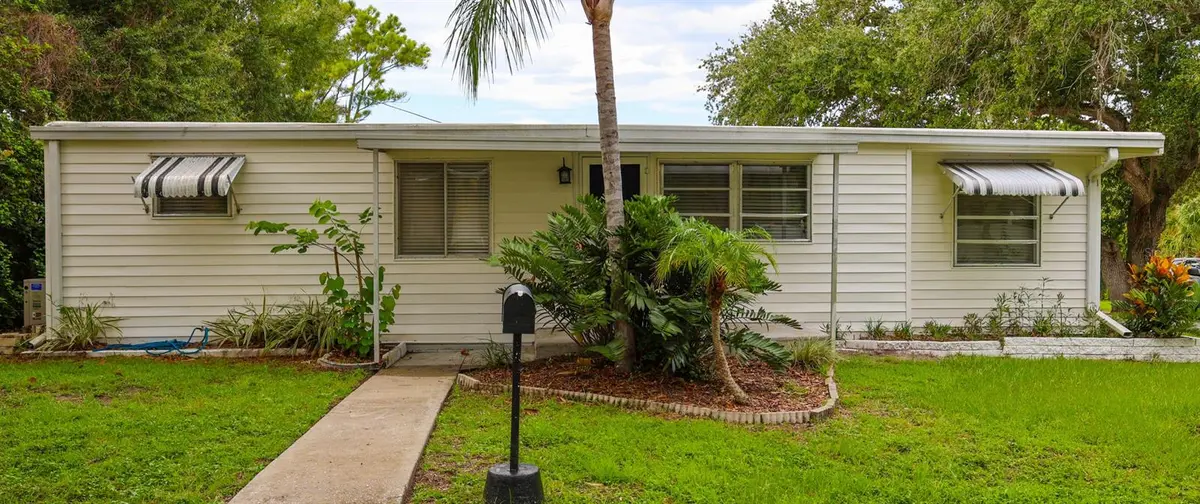 12596 143RD ST, Largo, FL 33774