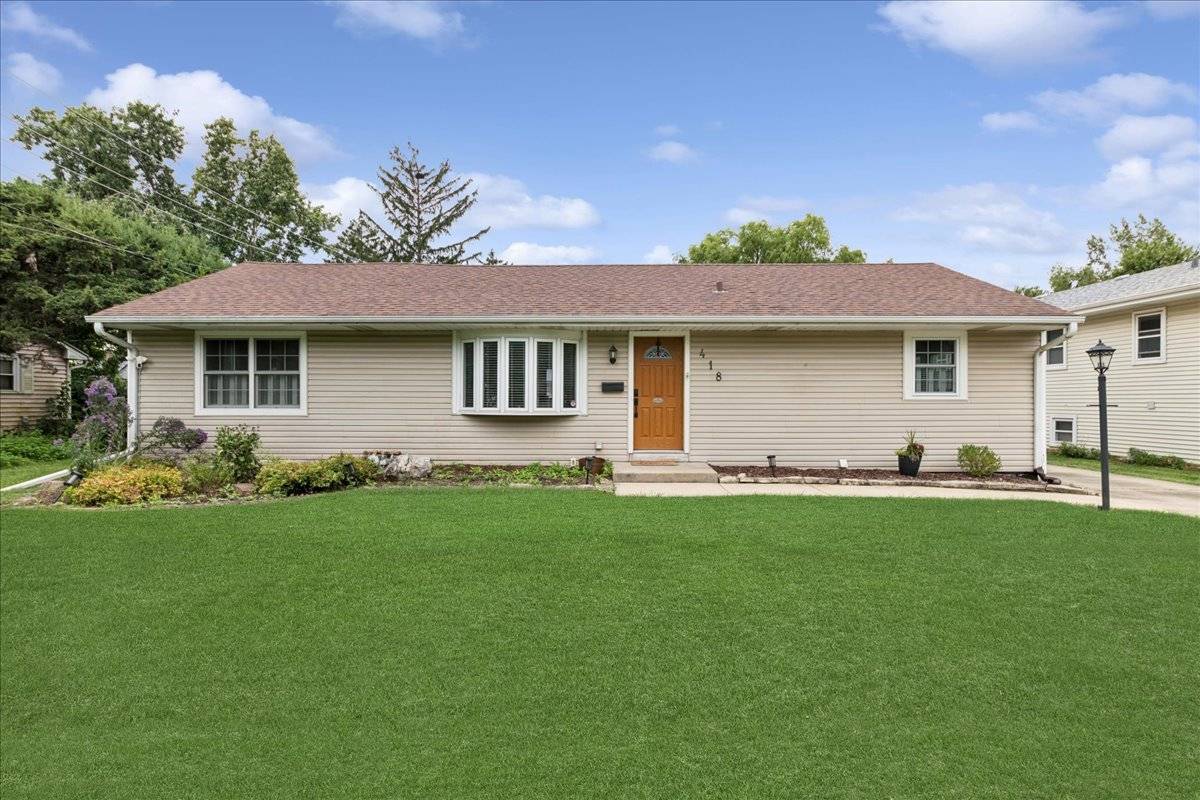 418 S Fairfield AVE, Lombard, IL 60148
