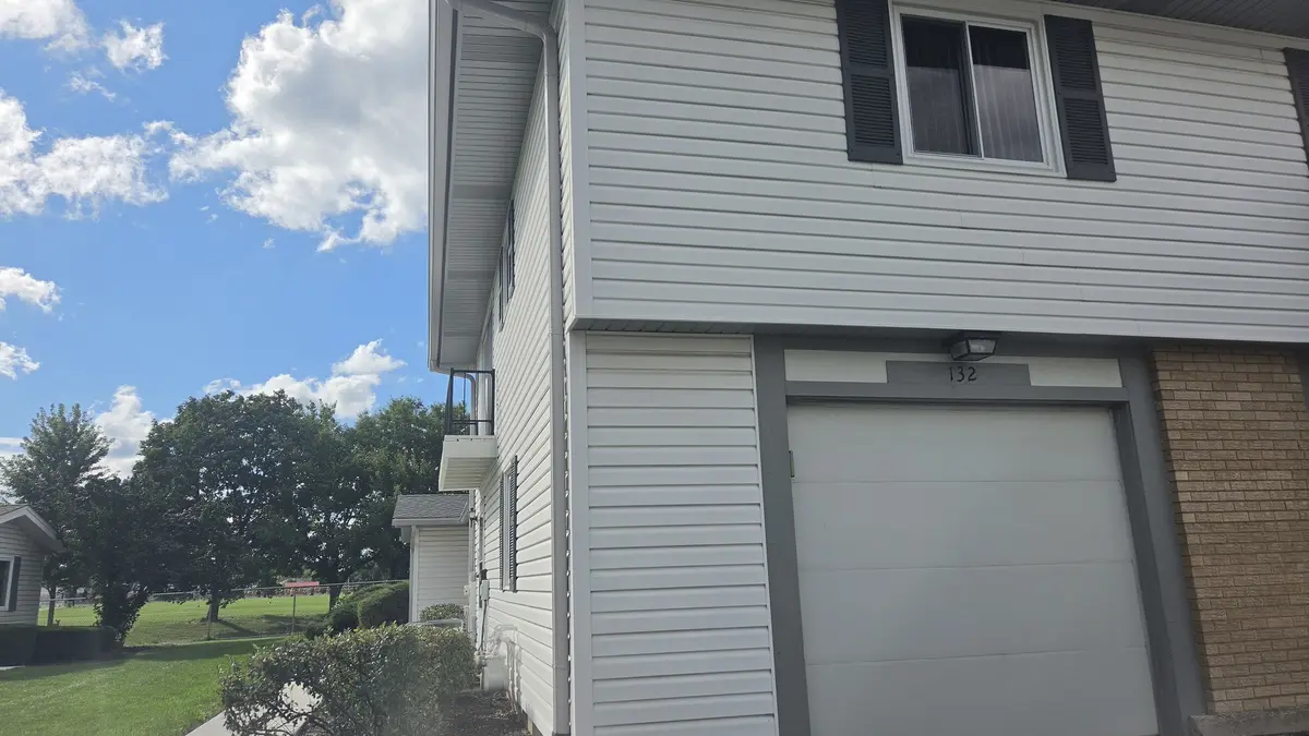 132 NAUSET LN #132, Schaumburg, IL 60194