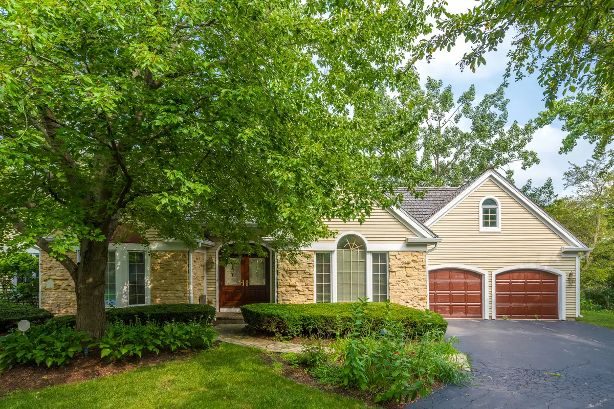 4638 Twin Lakes LN, Long Grove, IL 60047