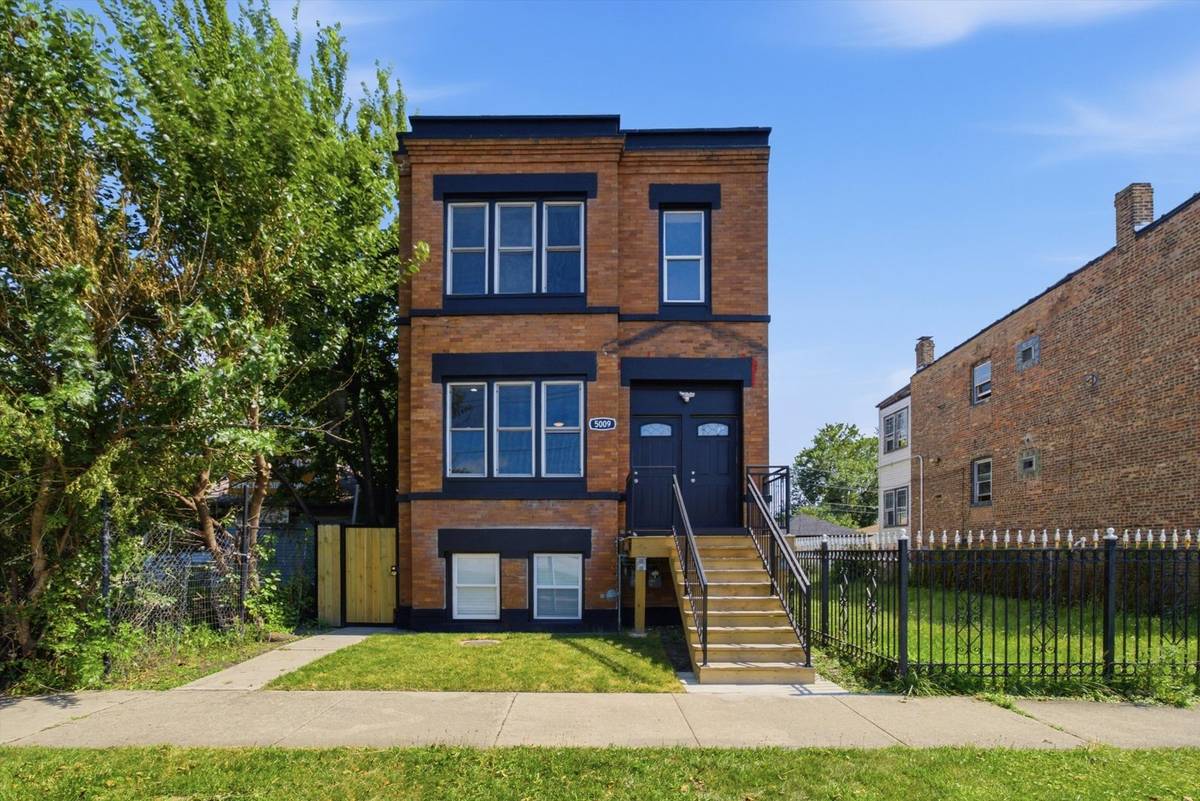 5009 W Ogden AVE, Cicero, IL 60804
