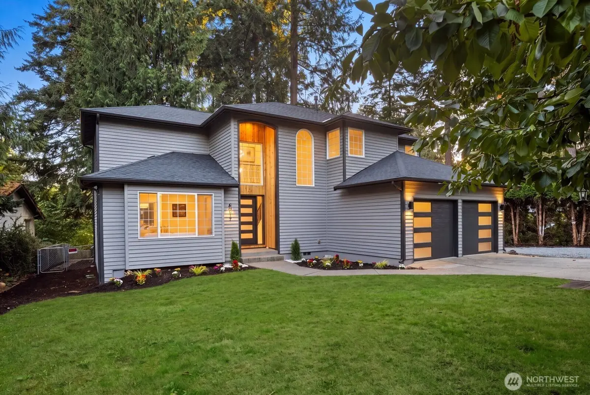 6817 193rd AVE E, Bonney Lake, WA 98391