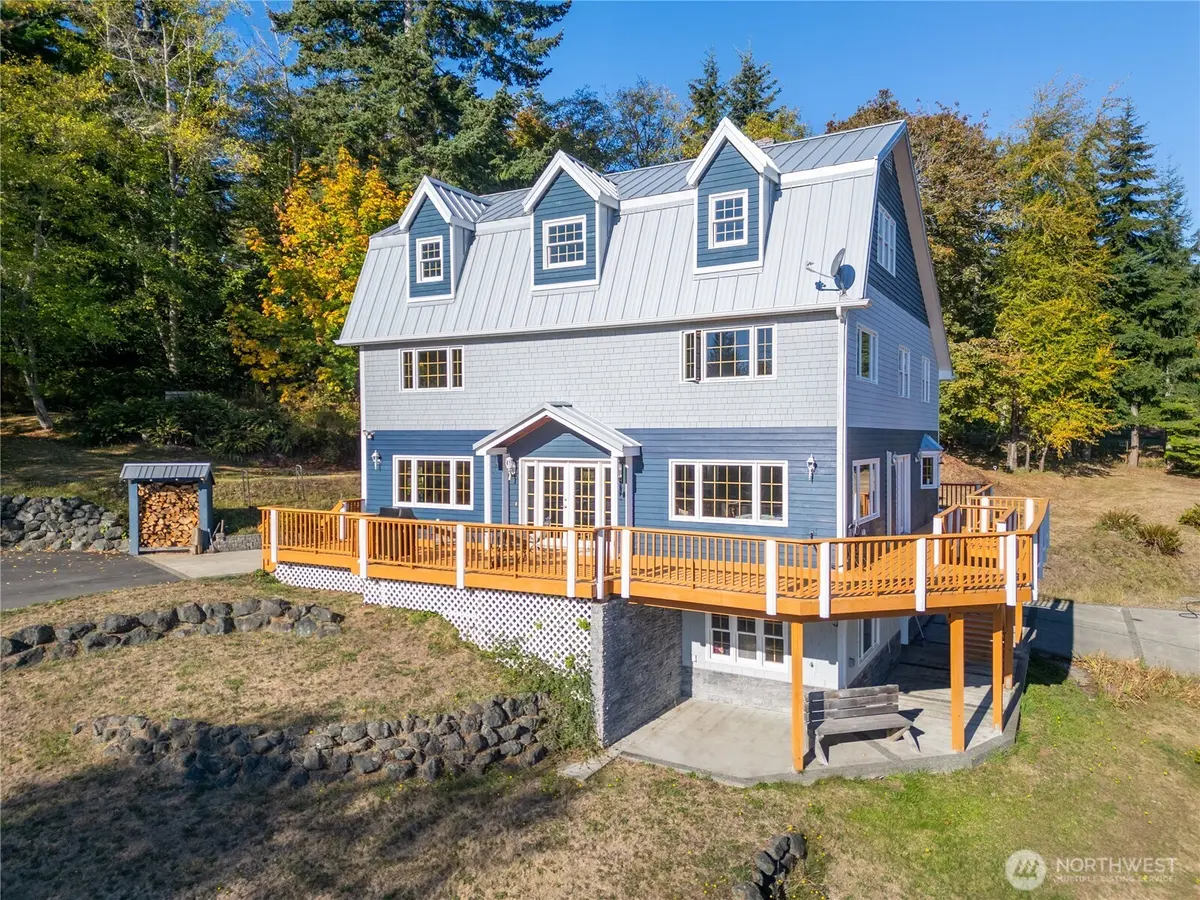 253 Seagull DR, Port Angeles, WA 98363
