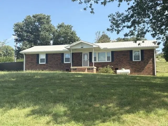 229 McClures Bend Ln, Carthage, TN 37030