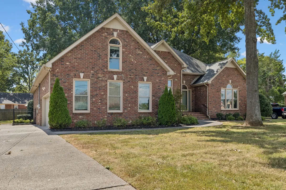 411 Liberty Dr, Smyrna, TN 37167