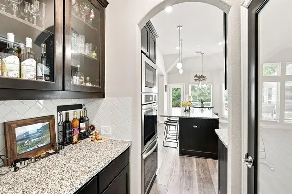659 Cherry Bark Trail, Waxahachie, TX 75165