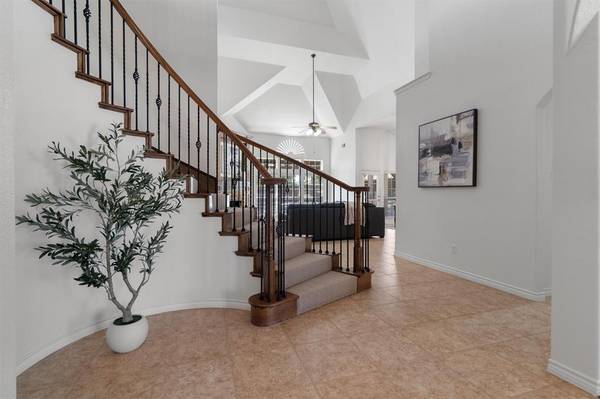 5400 Yellow Birch Drive, Fort Worth, TX 76244