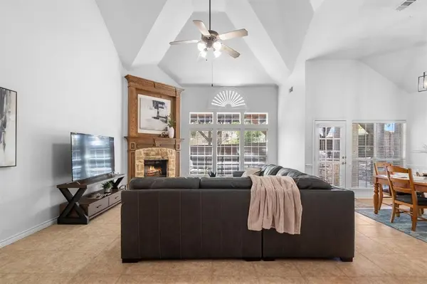 5400 Yellow Birch Drive, Fort Worth, TX 76244