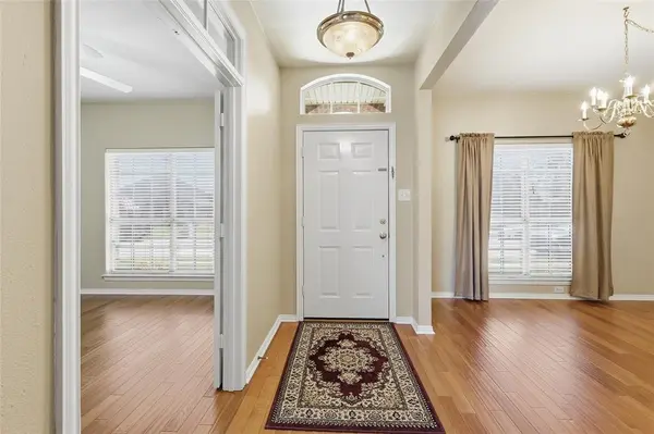 1021 Dartmouth Drive, Lewisville, TX 75067