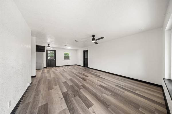 5316 Ammons Street, Haltom City, TX 76117