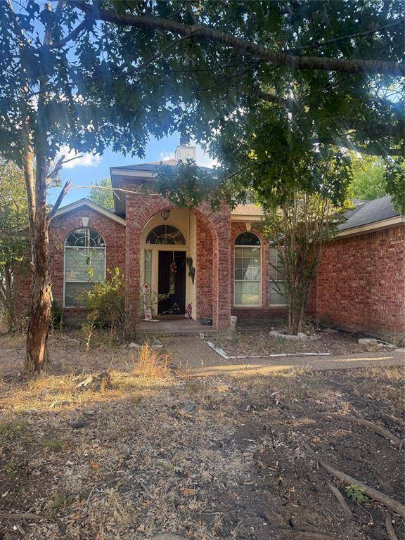 724 Pebble Creek Drive, Hewitt, TX 76643