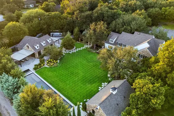 4506 Isabella Lane, Dallas, TX 75229