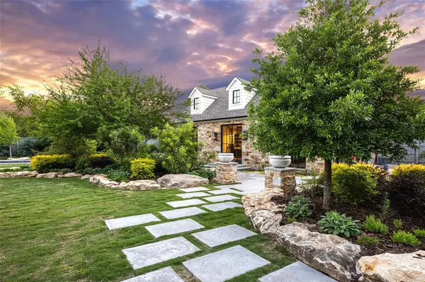 4506 Isabella Lane, Dallas, TX 75229