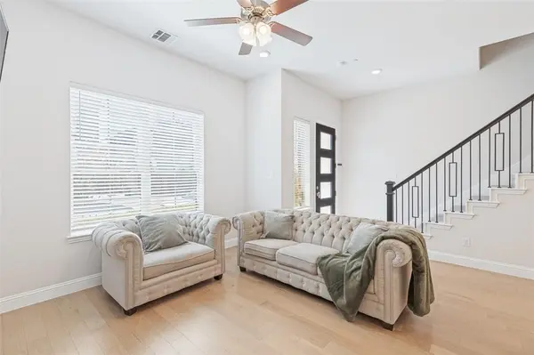 2917 Troutt Drive, Carrollton, TX 75010