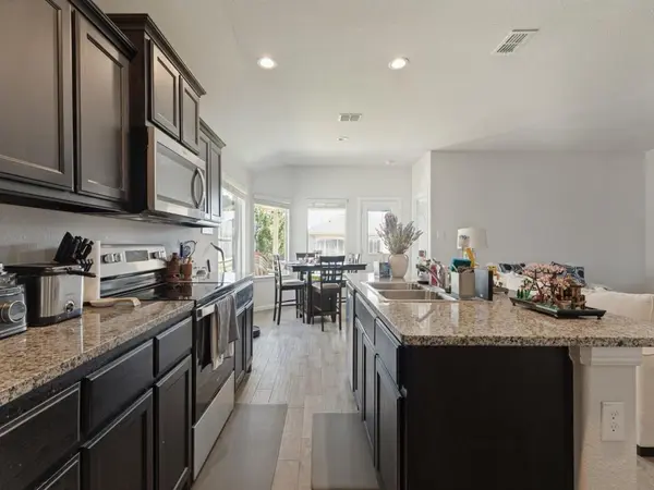 9224 Castorian Drive, Fort Worth, TX 76131