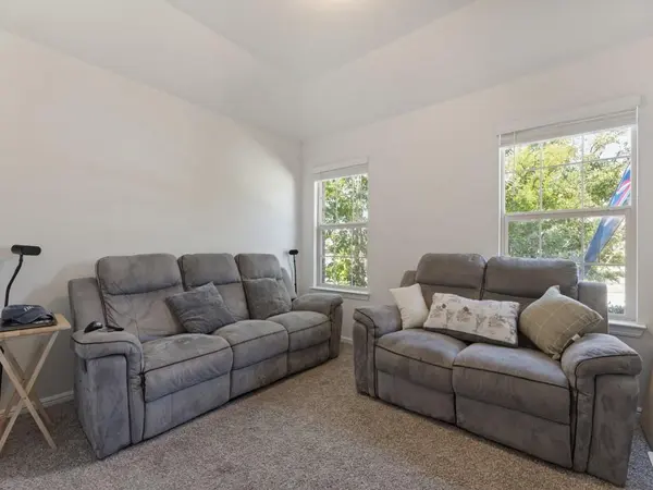 9224 Castorian Drive, Fort Worth, TX 76131