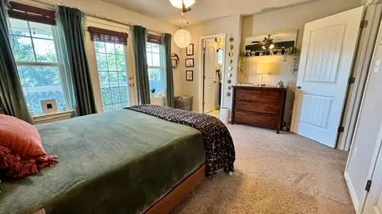 114 Friendship Oak DR, San Marcos, TX 78666